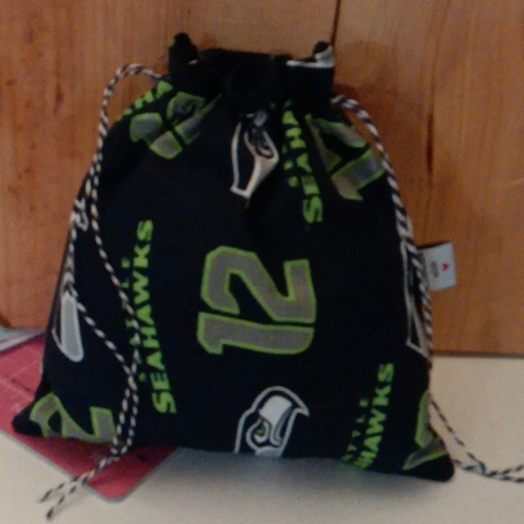 Homemade and Custom Rag Quilts, Corn Hole bags w/Carriers - Picture 12 of 12